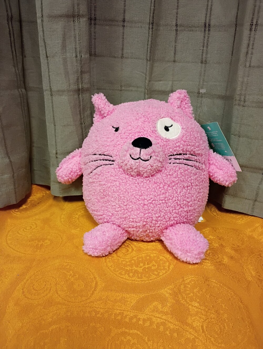 NWT Pillowfort Weighted Plush Cat 1.10 lbs Size 10"